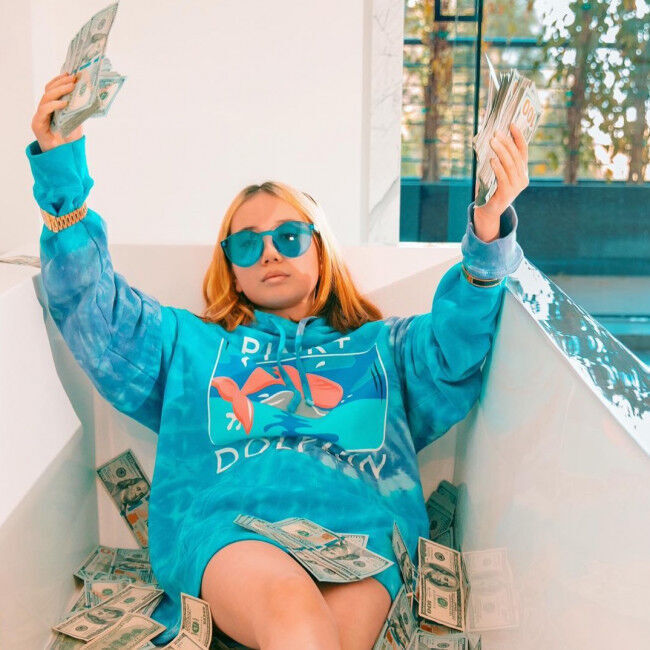 Lil Tay's Instagram following soars by 300,000 after ex-manager declares he doesn't believe her Instagram was hacked